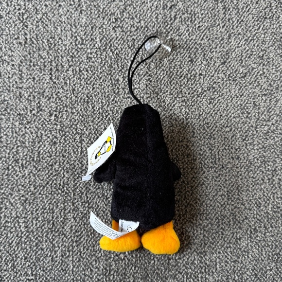 Linux Tux the Penguin Plush Mascot Toy on Lanyard New with Tags - Picture 3 of 3